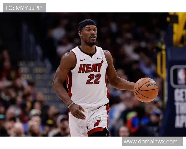 黄蜂主帅宣布休息大将球员，备战下一场重要比赛：黄蜂队的战术布局与胜利之道